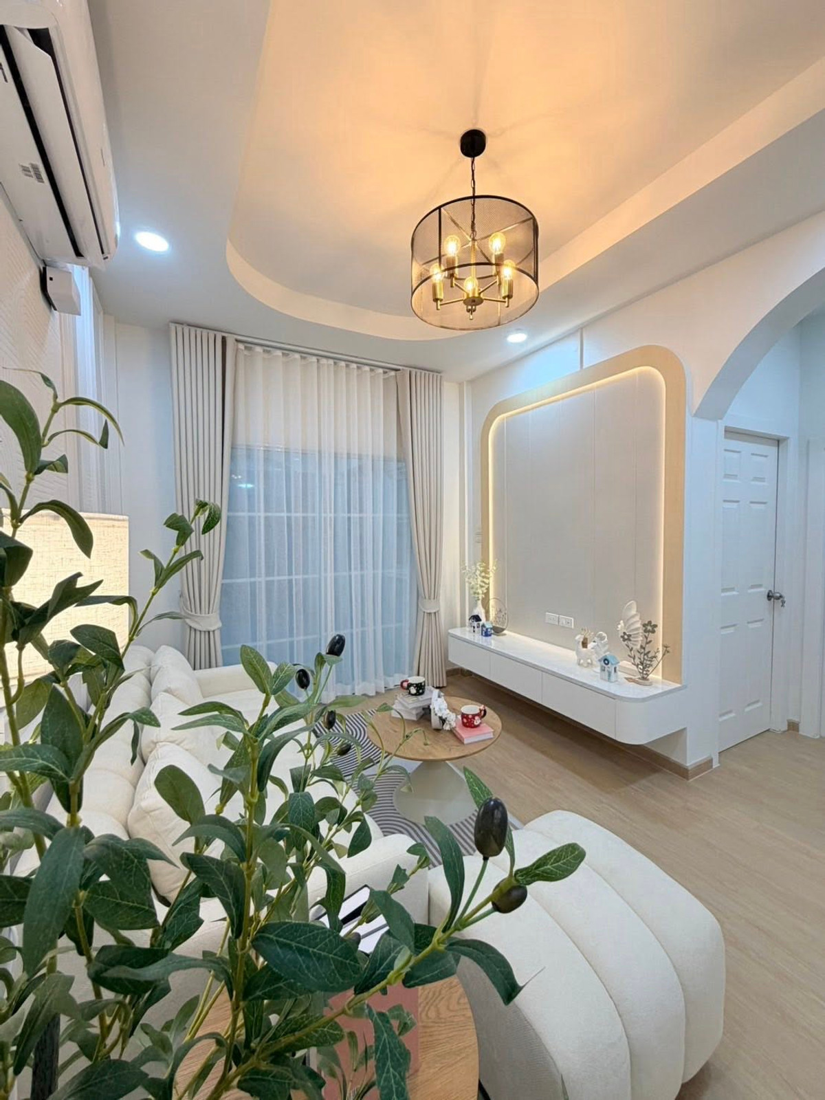 หมู่บ้านโชคชัยวิลเลจ 4 / 2 ห้องนอน (ขาย), Chokchai Village 4 / 2 Bedrooms (FOR SALE) BEWN143