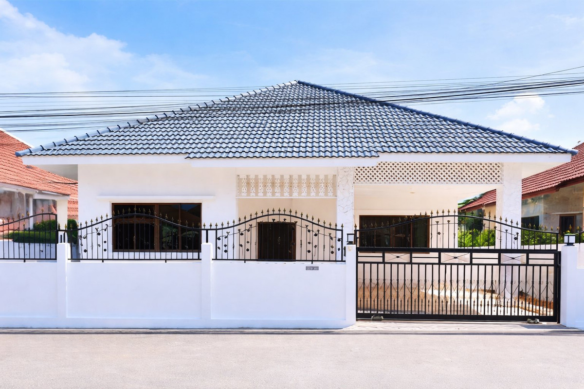 บ้านเดี่ยว 63 ตร.วา. ซอยเนินพลับหวาน / 3 ห้องนอน (เช่า), Single House Soi Noen Plubwan / 3 Bedrooms (FOR RENT) BEWN145