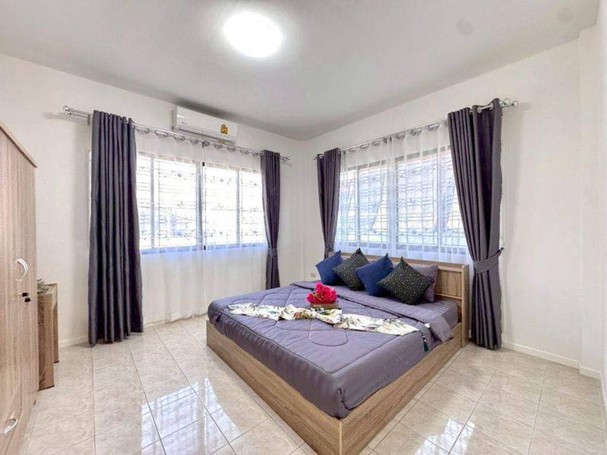 บ้านเดี่ยว 63 ตร.วา. ซอยเนินพลับหวาน / 3 ห้องนอน (เช่า), Single House Soi Noen Plubwan / 3 Bedrooms (FOR RENT) BEWN145