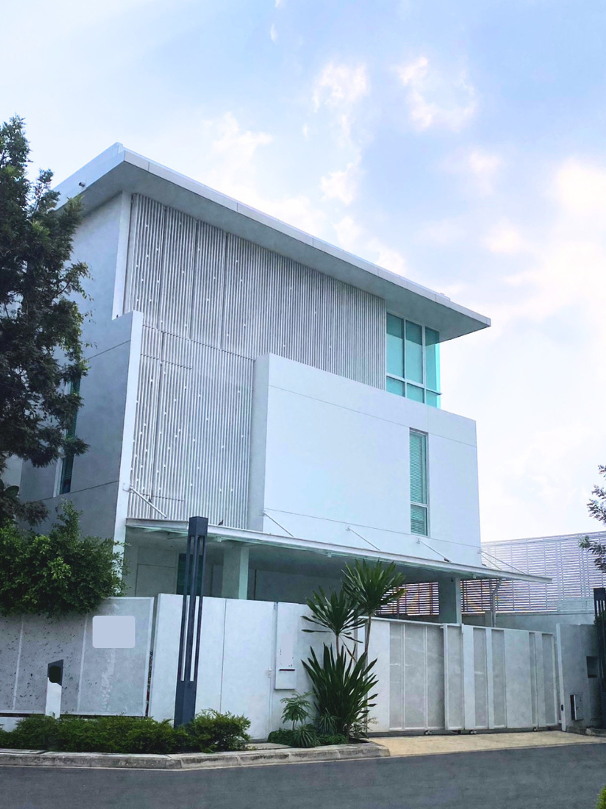 วีเว่ เอกมัย - รามอินทรา / 4 ห้องนอน (ขาย), VIVE Ekkamai - Ramindra / 4 Bedrooms (FOR SALE) FAHS043