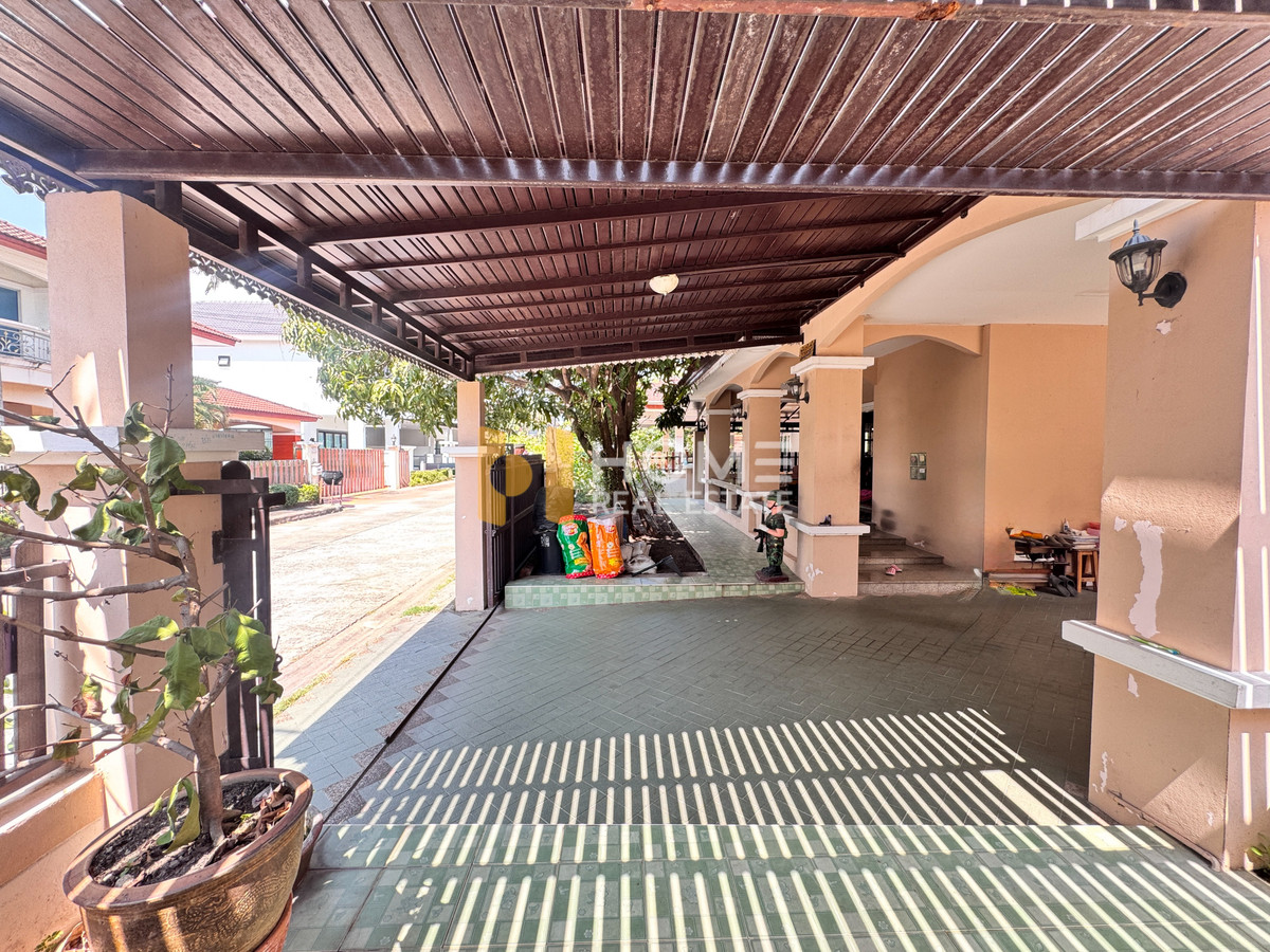 บ้านเดี่ยว อัมพรเพลส ศรีราชา / 5 ห้องนอน (ขาย), Detached House Amporn Place Sriracha / 5 Bedrooms (FOR SALE) YEAN155