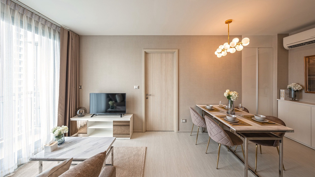 Rhythm Sukhumvit 42 / 2 Bedroom (SALE WITH TENANT), ริธึ่ม สุขุมวิท 42 / 2 ห้องนอน (ขายพร้อมผู้เช่า) NA090