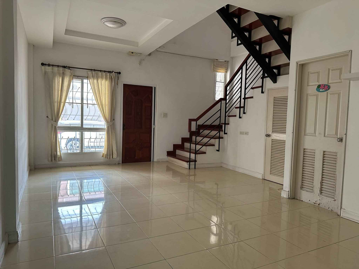 บ้านภัทรา กรุงเทพกรีฑา / 2 ห้องนอน (ขาย), Baan Pattra Krungthep Kreetha / 2 Bedrooms (FOR SALE) BZD173