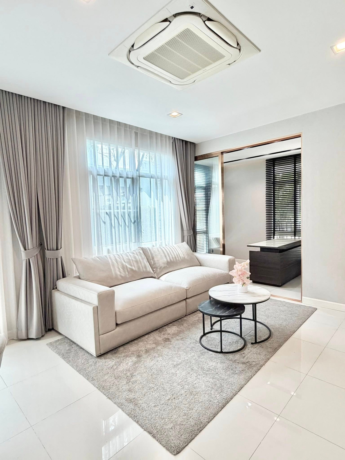 มัณฑนา 2 บางนา กม.7 / 4 ห้องนอน (เช่า), Mantana 2 Bangna Km.7 / 4 Bedrooms (FOR RENT) YOK138