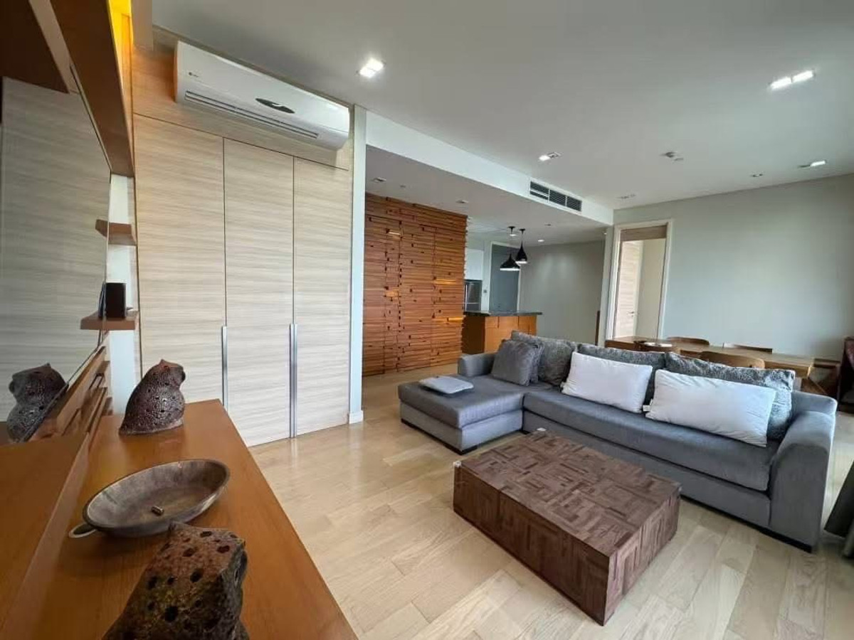 วิวทะเลเต็มตา ห้องใหญ่ ได้ค่าเช่าทันที 🔥 Reflection Jomtien Beach Pattaya / 1 Bedroom (SALE WITH TENANT), รีเฟลคชั่น จอมเทียนบีช พัทยา / 1 ห้องนอน (ขายพร้อมผู้เช่า) AM066
