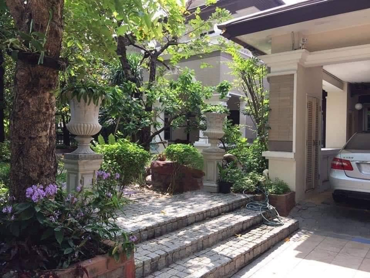 บ้านพร้อมที่ดิน ลดาวัลย์ รามอินทรา กม.2 / 4 ห้องนอน (ขาย), House with Land Ladawan Ramintra Km.2 / 4 Bedrooms (FOR SALE) TPM377