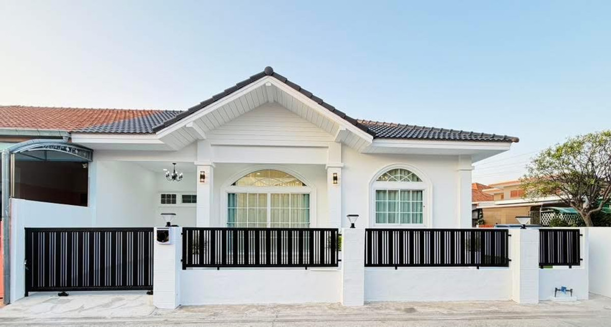 คลาสสิค โฮม 4 / 3 ห้องนอน (ขาย), Classic Home 4 / 3 Bedrooms (FOR SALE) BEWN138