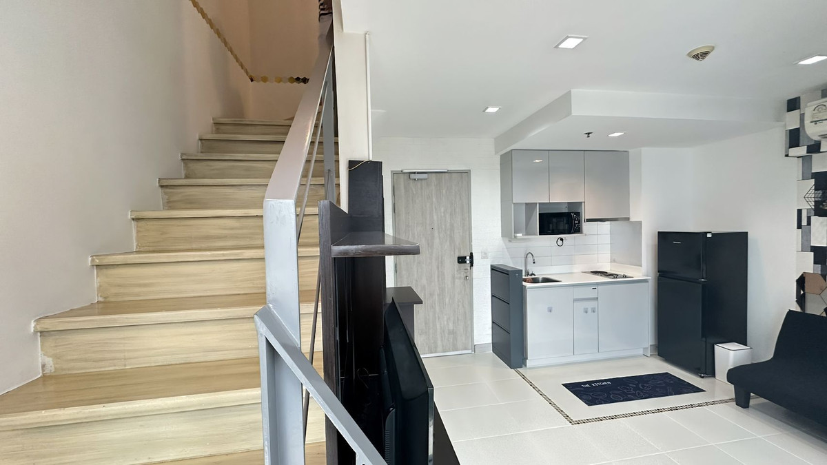 Ideo Mobi Rama 9 / Duplex 1 Bedroom (SALE WITH TENANT), ไอดีโอ โมบิ พระราม 9 / ดูเพล็กซ์ 1 ห้องนอน (ขายพร้อมผู้เช่า) JSMN182