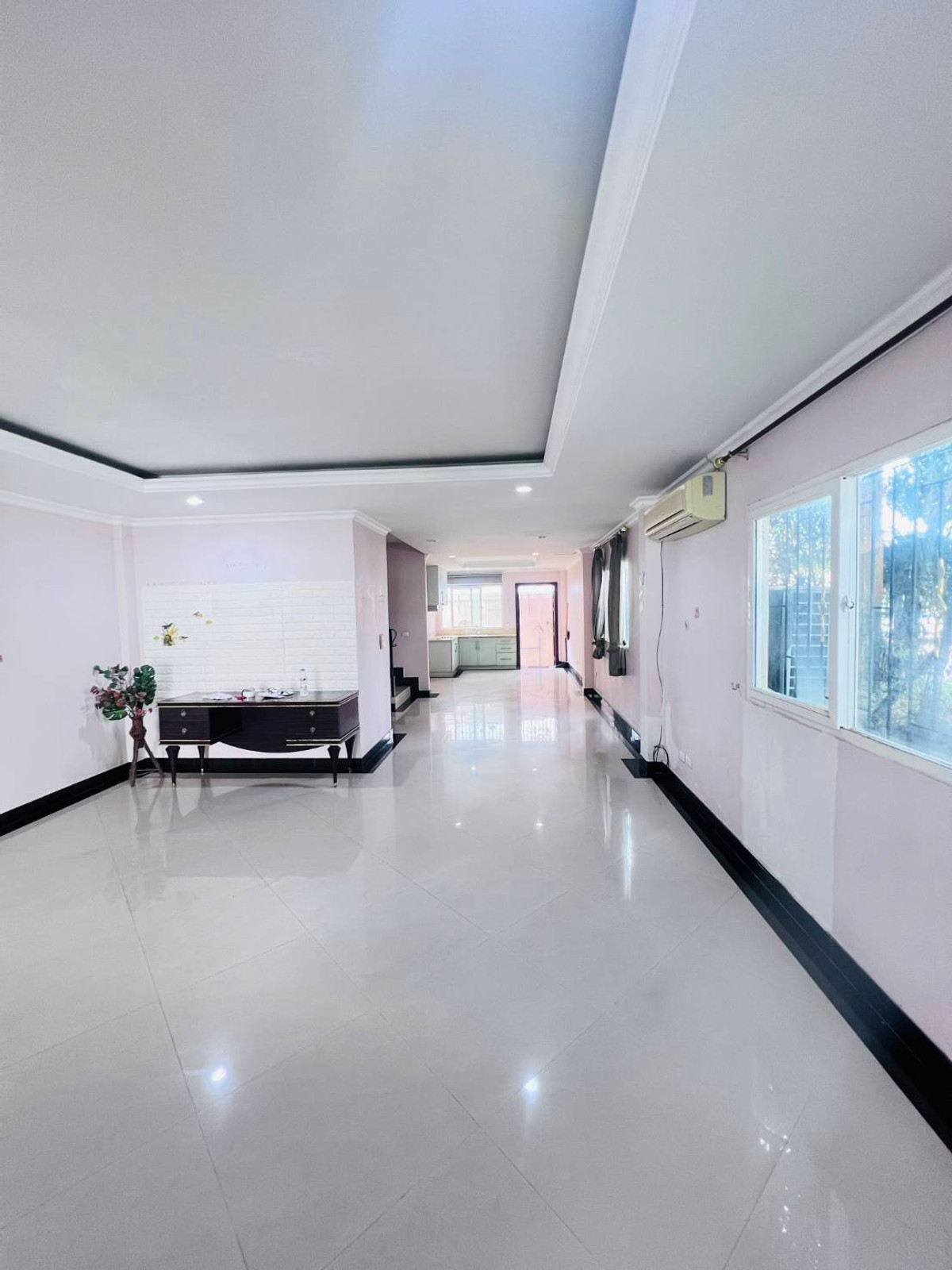 ทาวน์เฮ้าส์ ซอยกอไผ่ 8 / 2 ห้องนอน (ขาย), Townhouse Soi Kor Phai 8 / 2 Bedrooms (FOR SALE) AM025