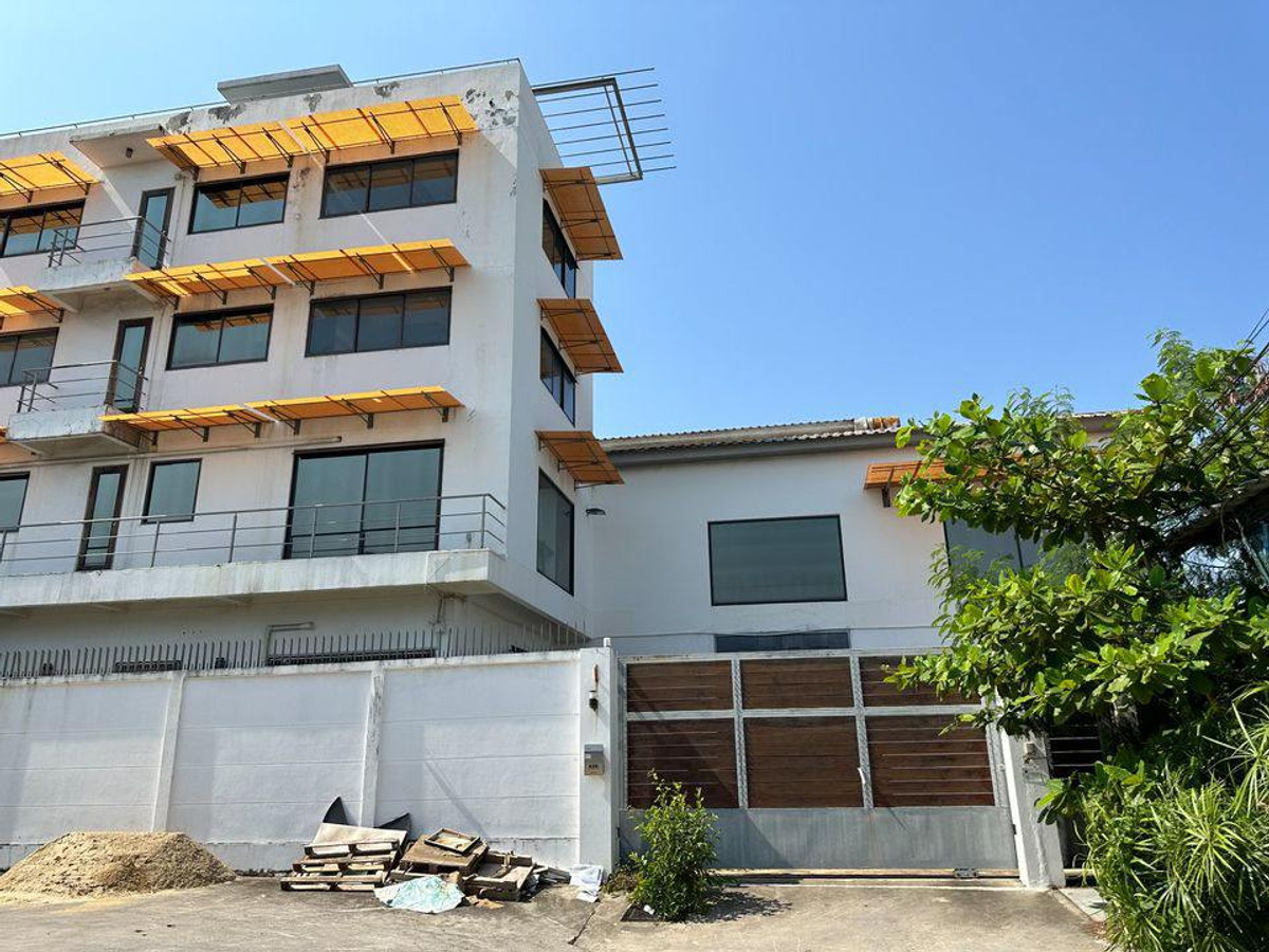 โกดัง สุขุมวิท 101 / 250 ตร.ว. (เช่า), Warehouse Sukhumvit 101 / 250 Sq.w. (FOR RENT) GNG065