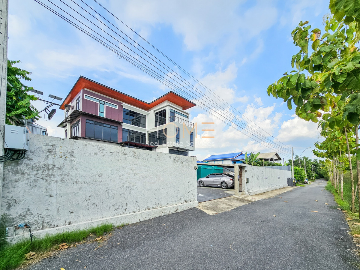 อาคารสำนักงาน สุขาภิบาล 5 ซอย 22 / 4 ชั้น (เช่า), Office Building Sukhaphiban 5 Soi 22 / 4-storey (FOR RENT) TAN501