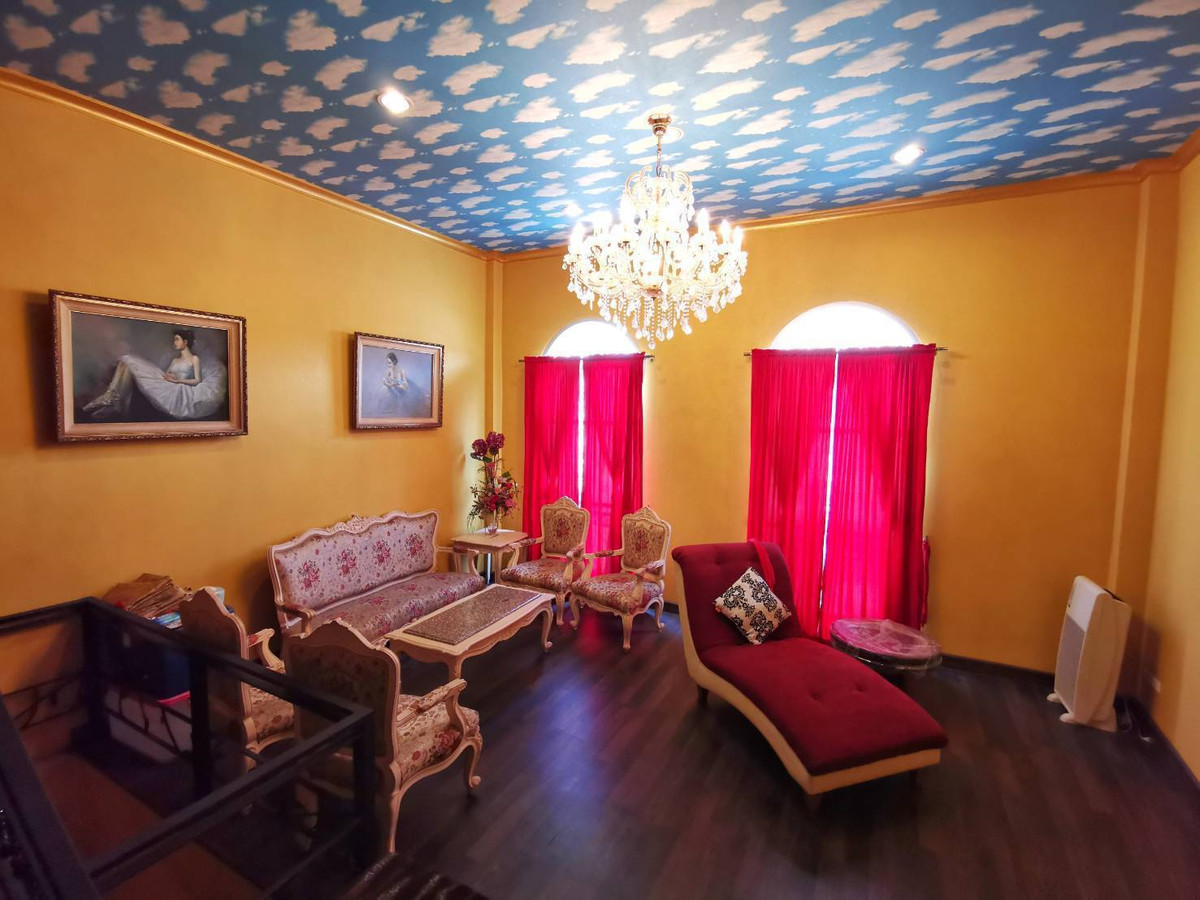 ทาวน์โฮม บ้านกลางกรุง แกรนด์เวียนนา พระราม 3 / 3 ห้องนอน (เช่า), Townhome Baan Klang Krung Grande Vienna Rama 3 / 3 Bedrooms (FOR RENT) AOM102