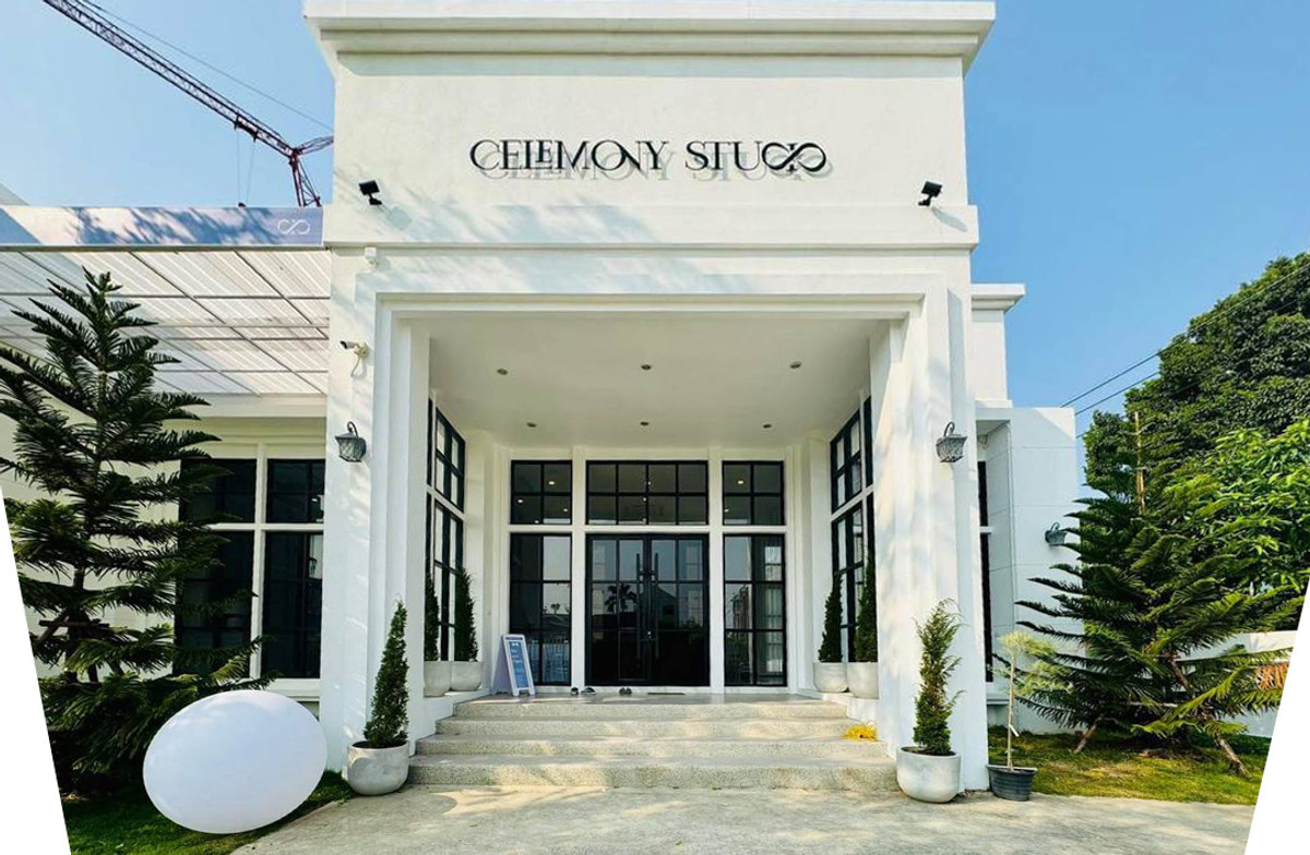 ที่ดิน พร้อมอาคารพาณิชย์ ซอยแบริ่ง 5 / 2 ห้องนอน (ขาย), Land with Commercial Building Soi Bearing 5 / 2 Bedrooms (FOR SALE) GNG086