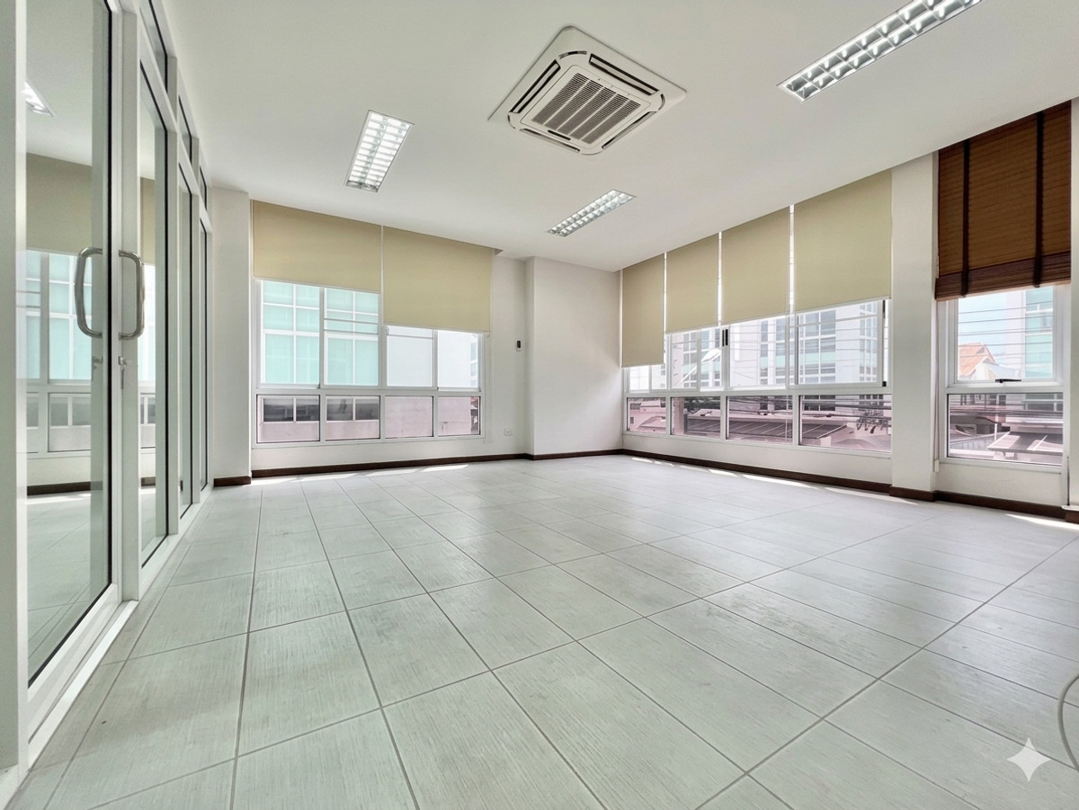 บิซ แกลเลอเรีย / 8 ห้องนอน (ขาย), Biz Galleria / 8 Bedrooms (FOR SALE) MNT091