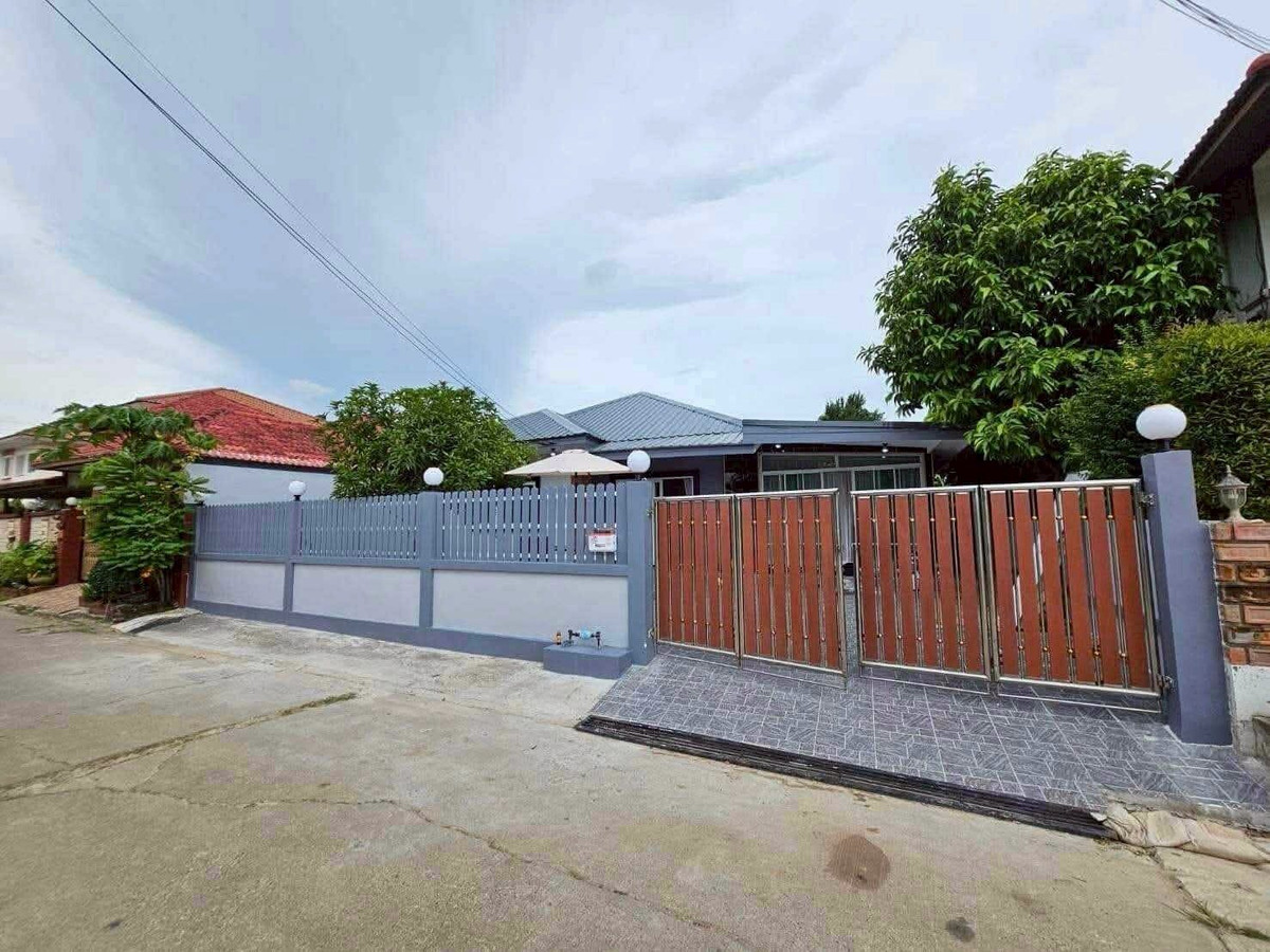 บ้านเดี่ยว พาร์ค วิลเลจ พัทยา / 3 ห้องนอน (ขาย), Park Village Pattaya / Detached House 3 Bedrooms (FOR SALE) BEWN159