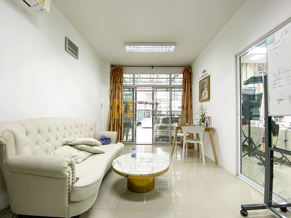 โฮมออฟฟิศ บางแวก 94 / 3 ห้องนอน (ขาย), Home Office Full House Bangwaek 94 / 3 Bedrooms (FOR SALE) BALL301