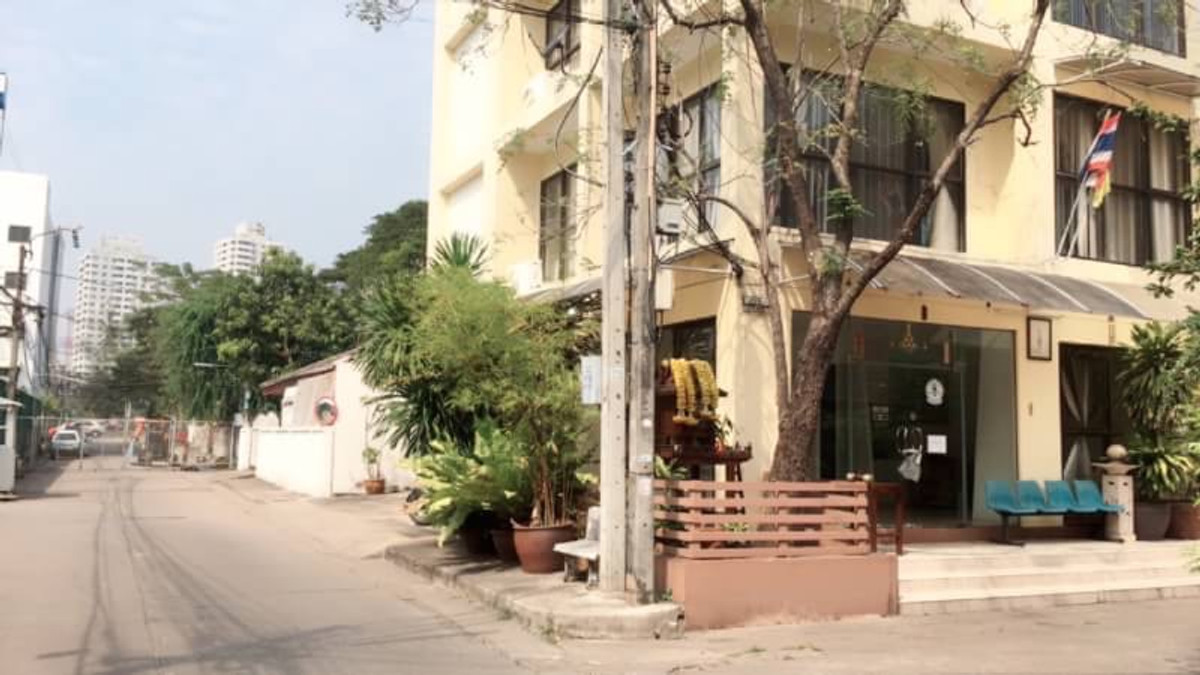 อาคารสำนักงาน รามคำแหง ซอย 64 / 4 ห้องนอน (เช่า), Office Building Ramkhamhaeng Soi 64 / 4 Bedrooms (FOR RENT) BZD185