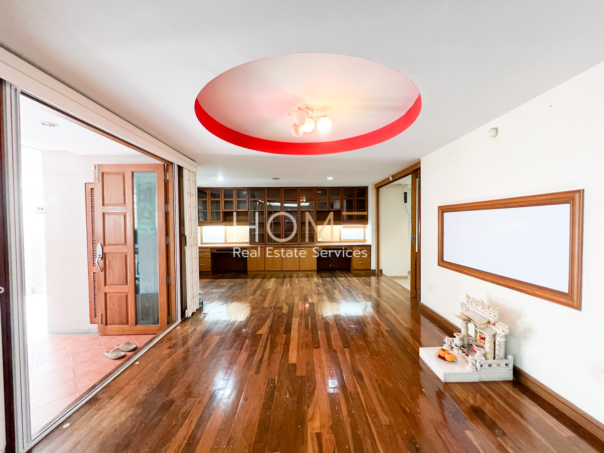 ทาวน์โฮม เรืองศิริ สุขุมวิท 62/1 / 5 ห้องนอน (ขาย), Ruangsiri Sukhumvit 62/1 / Townhome 5 Bedrooms (FOR SALE) GNG094