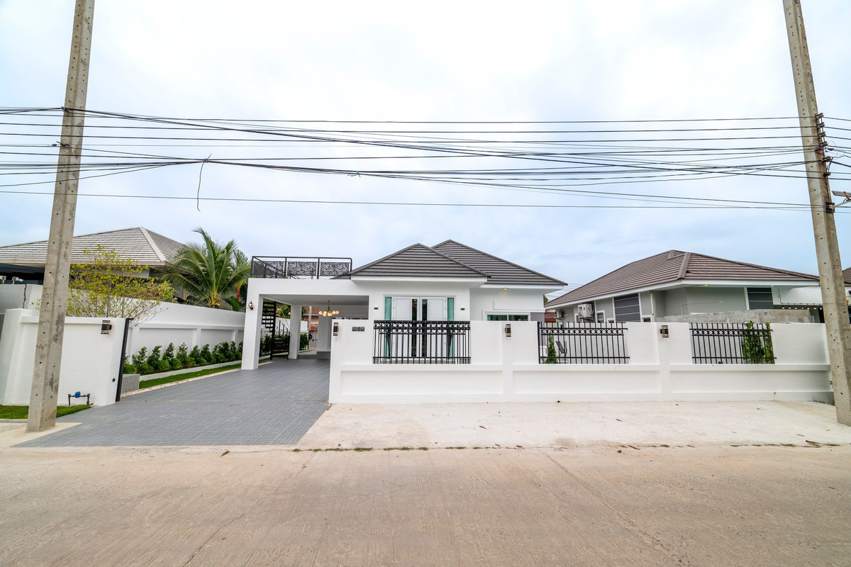 พรเทพ การ์เด้น วิลล์ 8 / 3 ห้องนอน (ขาย), Ponthep Garden Ville 8 / 3 Bedrooms (FOR SALE) BEWN161