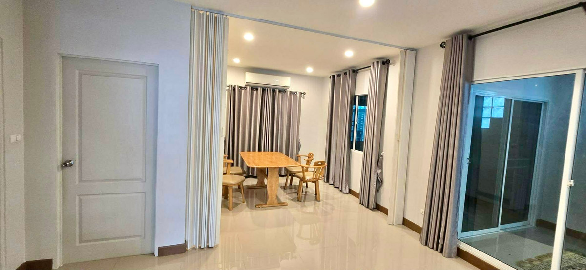 เซนโทร ชัยพฤกษ์ - แจ้งวัฒนะ / 4 ห้องนอน (ขาย), Centro Chaiyapruek - Changwattana / 4 Bedrooms (FOR SALE) BNS095