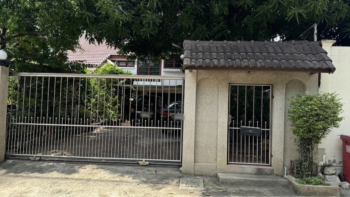 เมืองทองธานีโครงการ 1 / 4 ห้องนอน (ขาย), Muang Thong Thani Project 1 / 4 Bedrooms (FOR SALE) BNS074