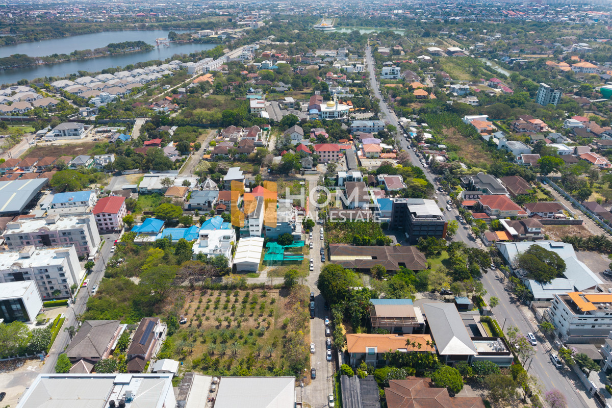 ที่ดินแปลงสวย หมู่บ้านเสรี 🔥 ที่ดิน 229 ตร.ว. ซอย ศรีนครินทร์ 55 / (ขาย), Land 229 sq.w. Soi Srinakarin 55 / (FOR SALE) FON083