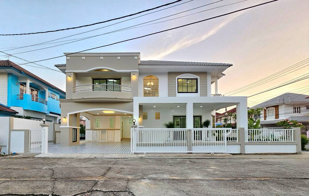 หมู่บ้านศิลปการพาร์ค 3 / 6 ห้องนอน (ขาย), Silpakorn Park 3 Village / 6 Bedrooms (FOR SALE) AOM119