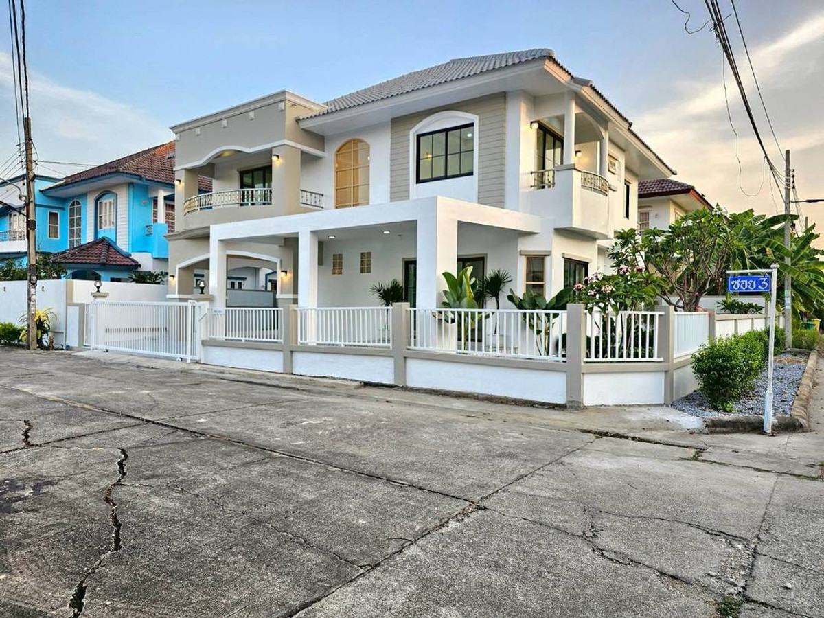 หมู่บ้านศิลปการพาร์ค 3 / 6 ห้องนอน (ขาย), Silpakorn Park 3 Village / 6 Bedrooms (FOR SALE) AOM119