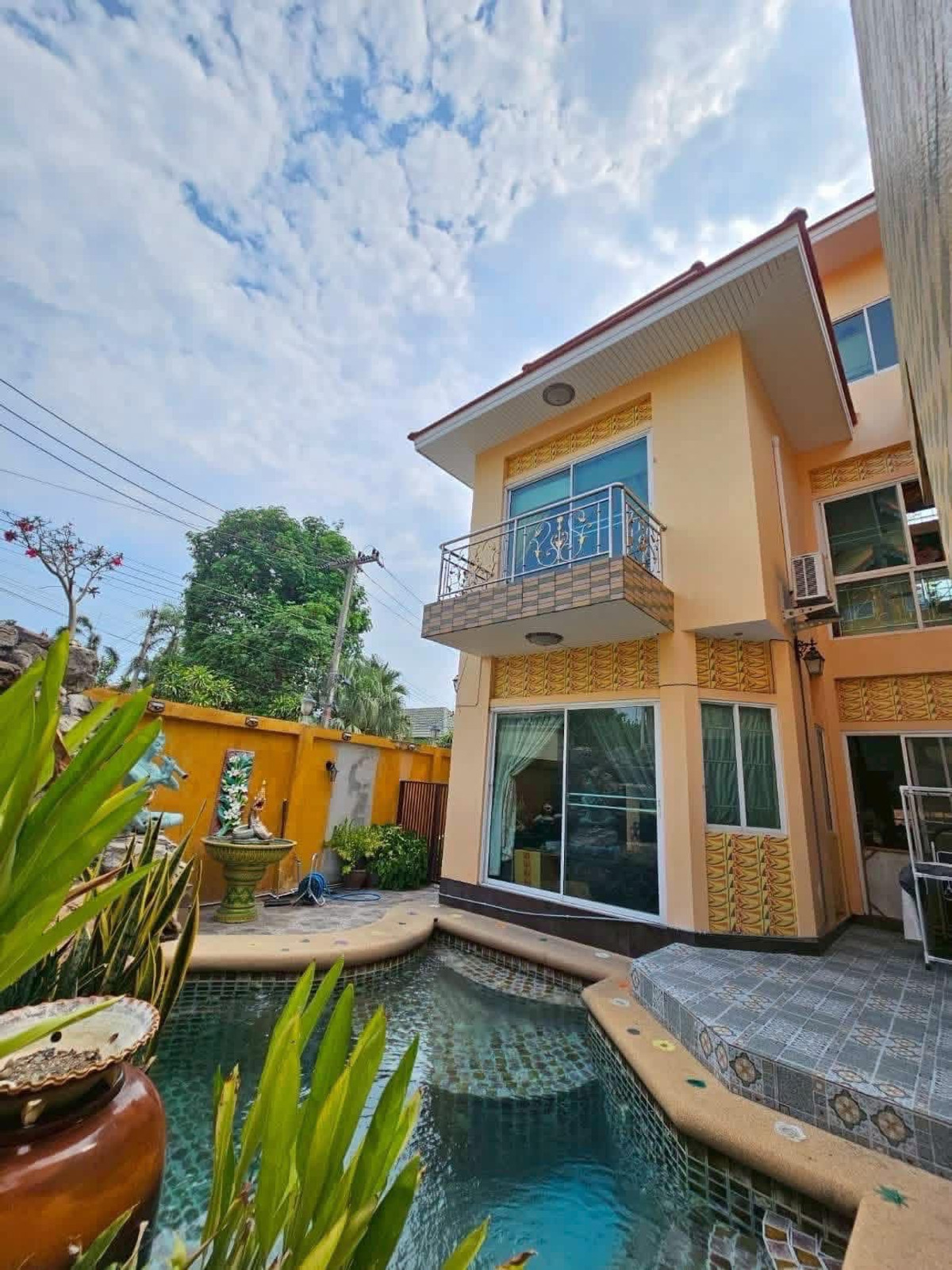 บ้านเดี่ยวนอกโครงการแยกมัจฉานุ / 5 ห้องนอน (ขาย), House & Land Matchanu Intersection / 5 Bedrooms (FOR SALE) AM133