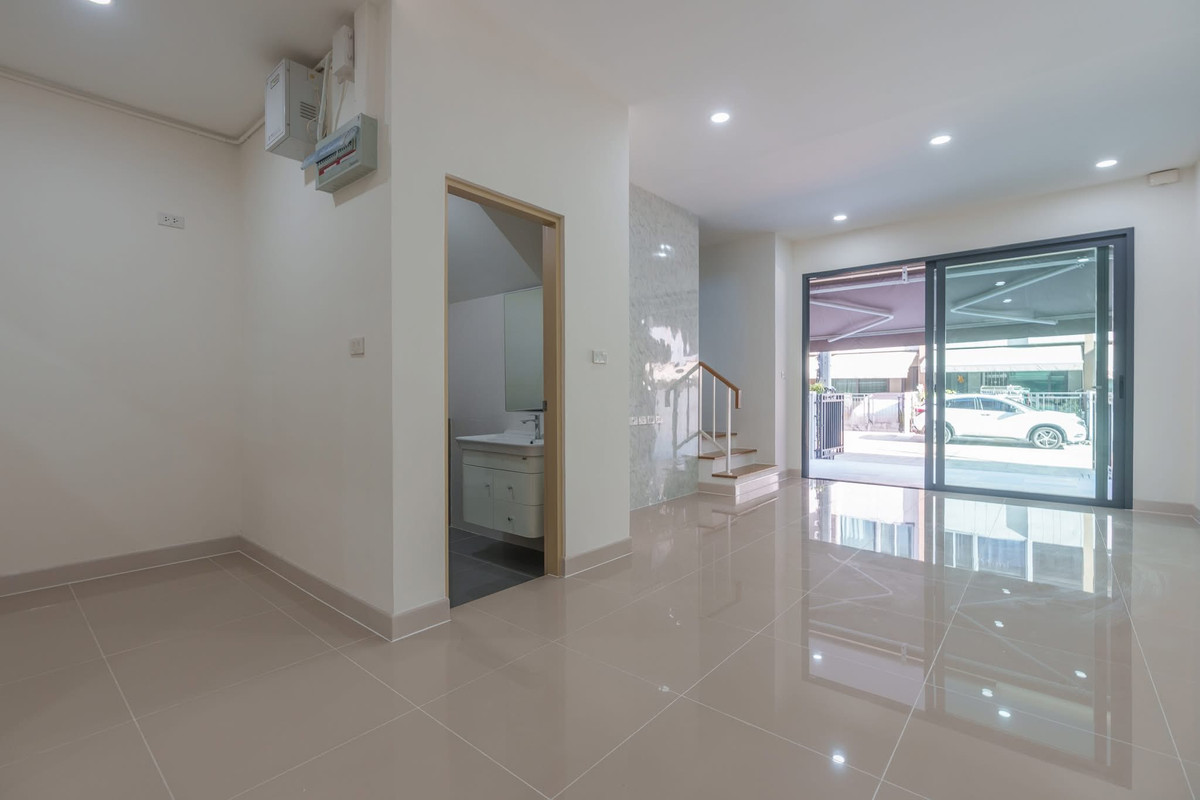 บ้านกลางเมือง สาทร - สุขสวัสดิ์ / 3 ห้องนอน (ขาย), Baanklangmuang Sathorn - Suksawat / 3 Bedrooms (FOR SALE) DML043