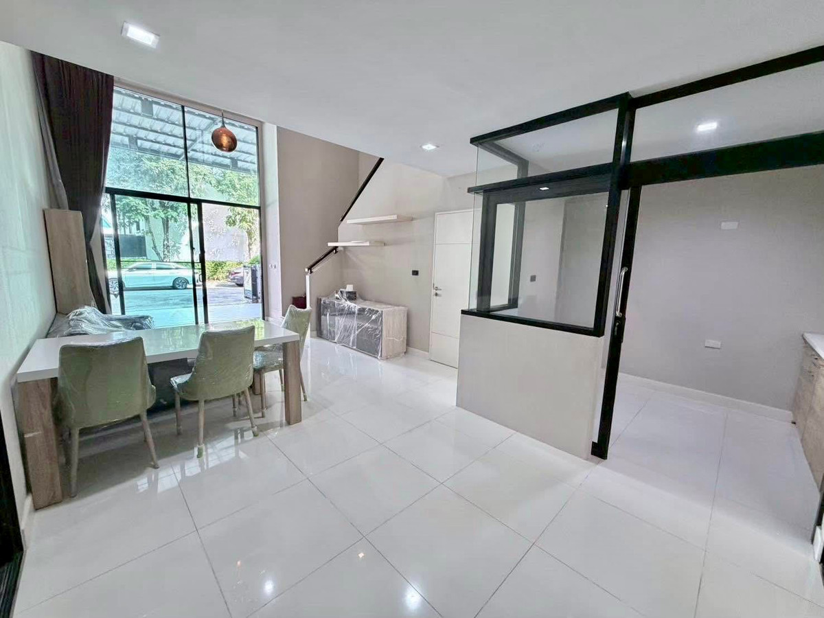 บ้านกลางเมือง วิภาวดี 64 / 4 ห้องนอน (ขาย), Baan Klang Muang Vibhavadi 64 / 4 Bedrooms (FOR SALE) BNS124