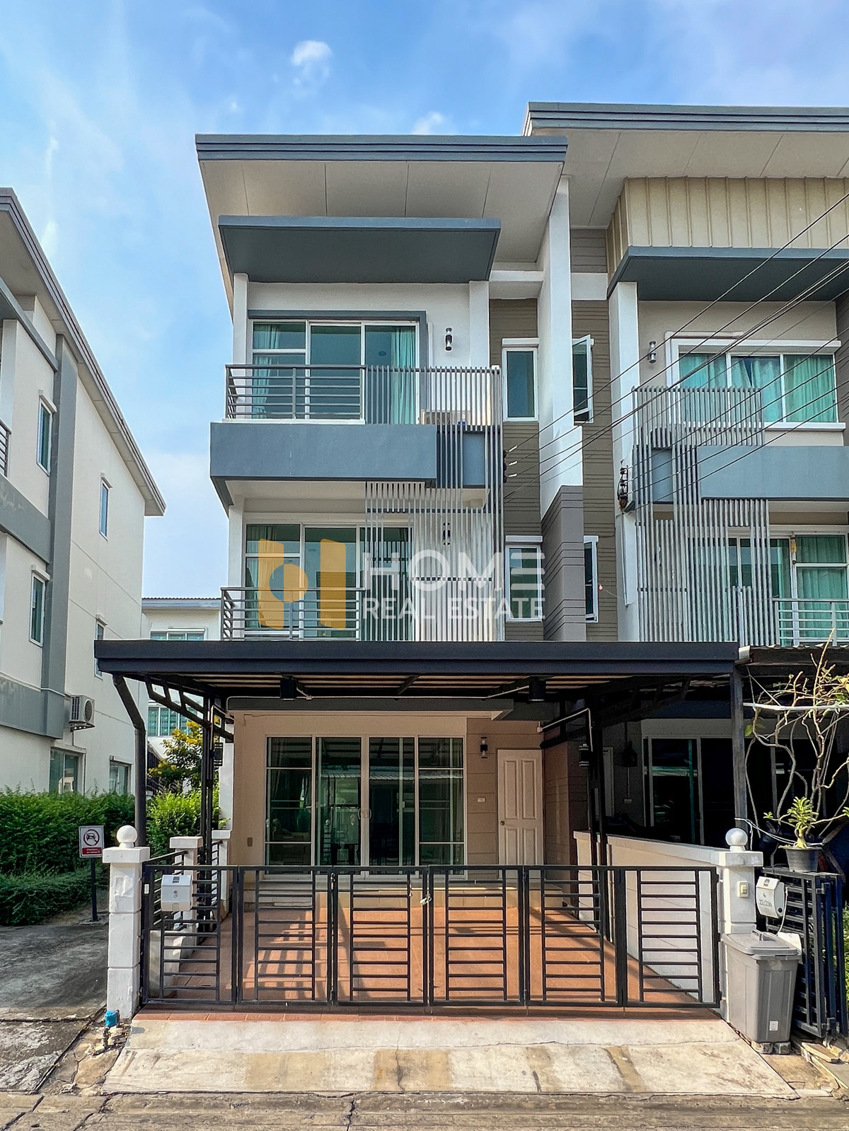 ทาวน์ อเวนิว พระราม 9 / 3 ห้องนอน (ขาย), Town Avenue Rama 9 / 3 Bedrooms (FOR SALE) BZD172