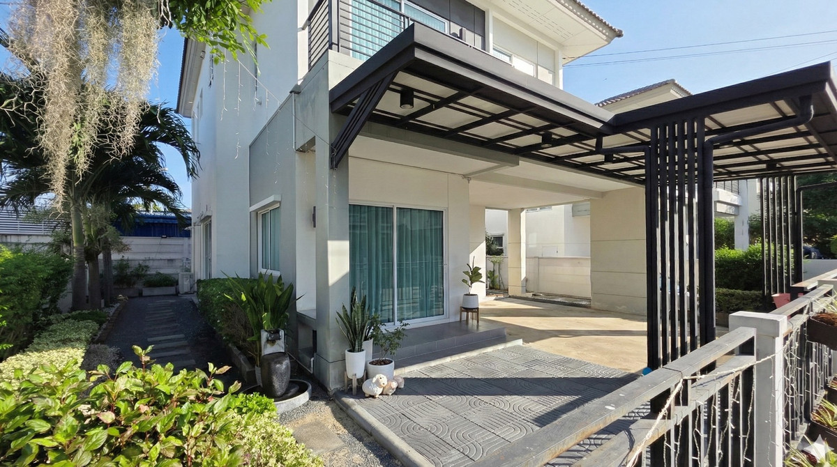 🏡 บ้านหลังมุม สภาพดี มีห้องนอนชั้นล่าง ✨ เซนโทร พระราม 9 - มอเตอร์เวย์ / 4 ห้องนอน (ขาย), Centro Rama 9 - Motorway / 4 Bedrooms (FOR SALE) BZD194