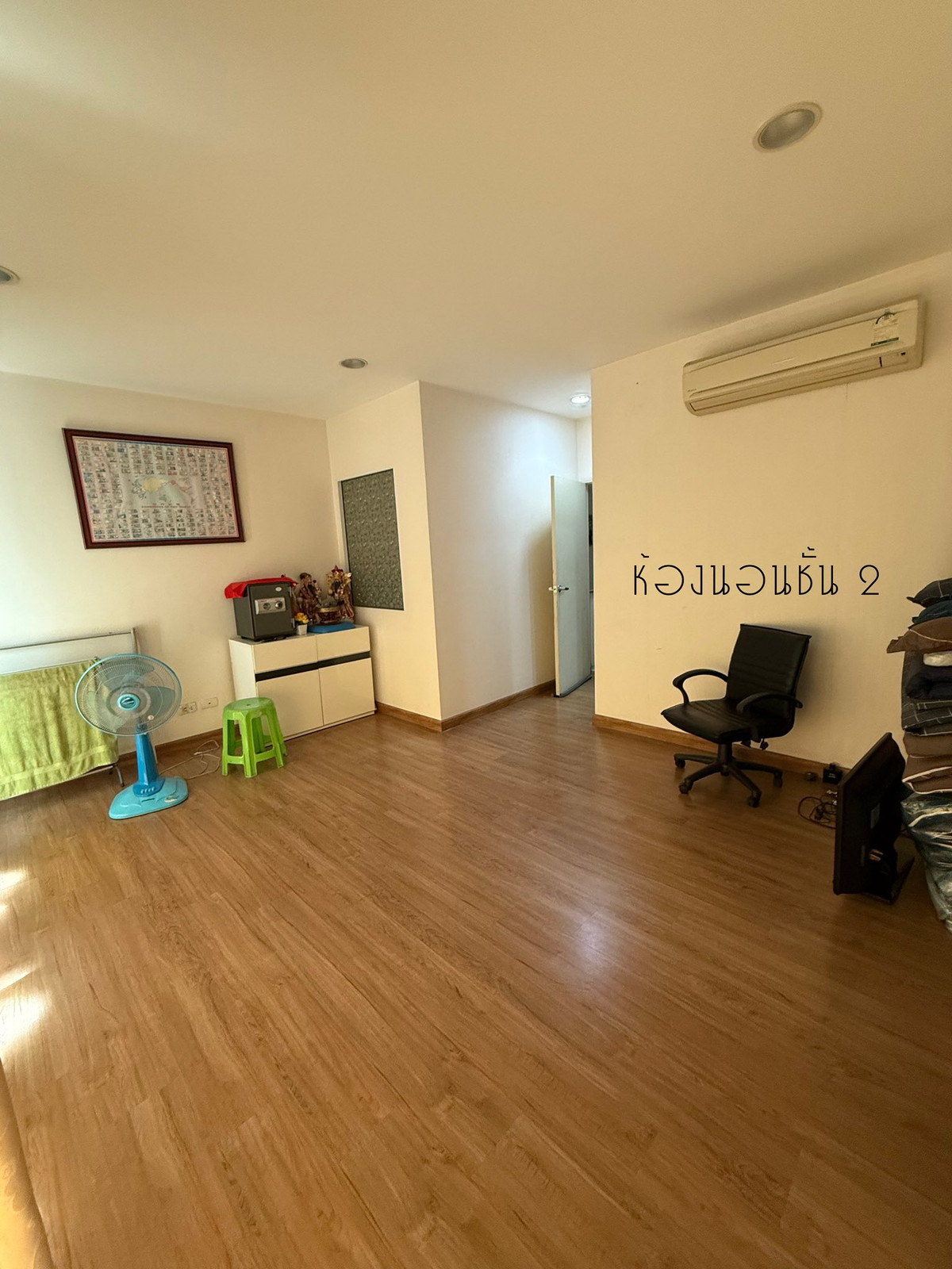 บ้านกลางเมือง เอสเซ้นส์ สาทร - ตากสิน 2 / 3 ห้องนอน (ขาย), Baan Klang Muang S Sense Sathorn - Taksin 2 / 3 Bedrooms (FOR SALE) BALL351