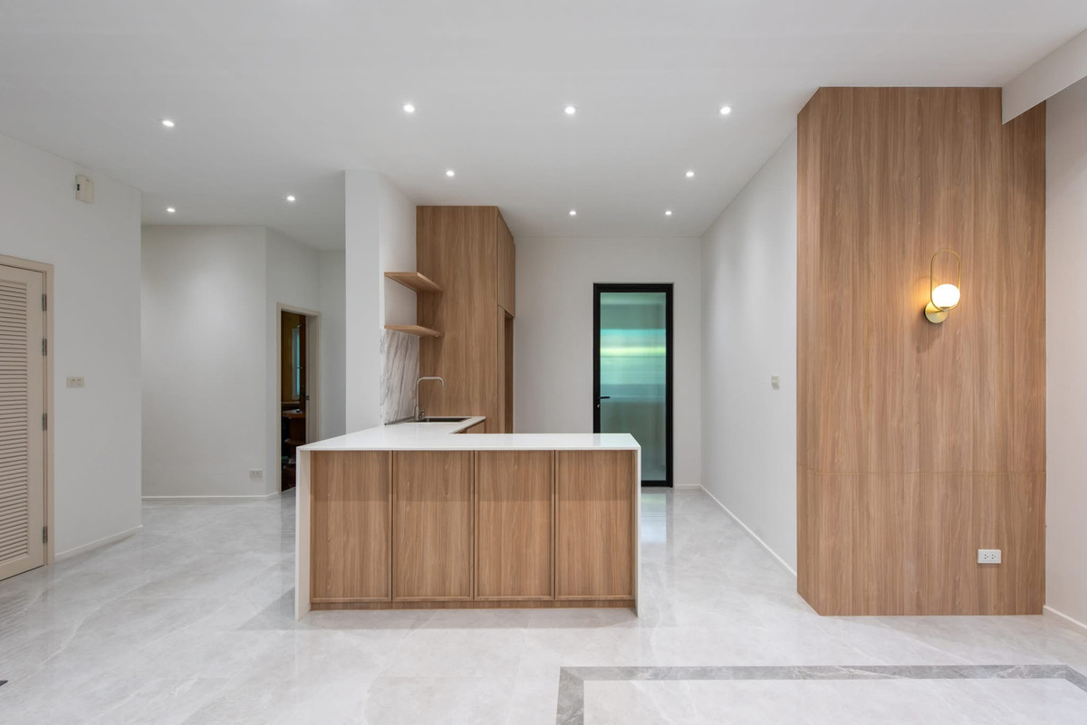 บ้านเดี่ยว ลดาวัลย์ สุขุมวิท 103 / 5 ห้องนอน (ขาย), Ladawan Sukhumvit 103 / Detached House 5 Bedrooms (FOR SALE) GNG129