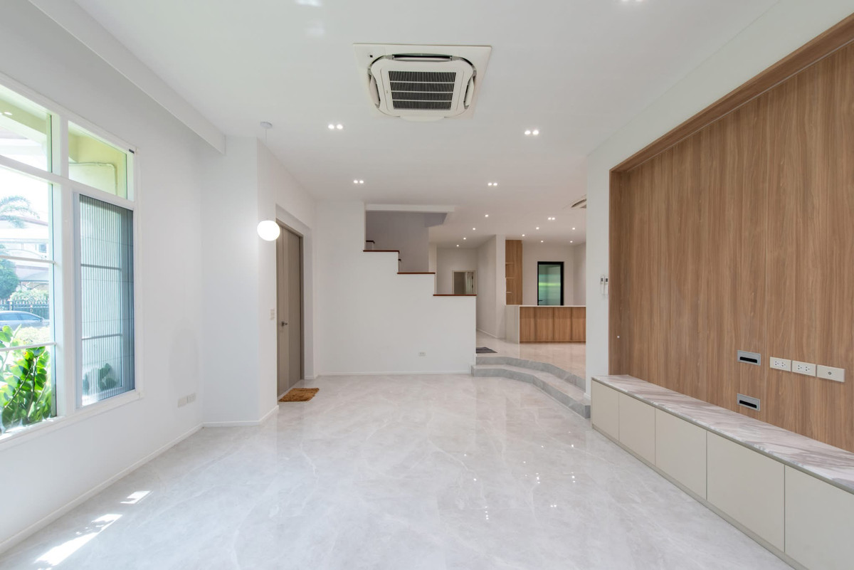บ้านเดี่ยว ลดาวัลย์ สุขุมวิท 103 / 5 ห้องนอน (ขาย), Ladawan Sukhumvit 103 / Detached House 5 Bedrooms (FOR SALE) GNG129