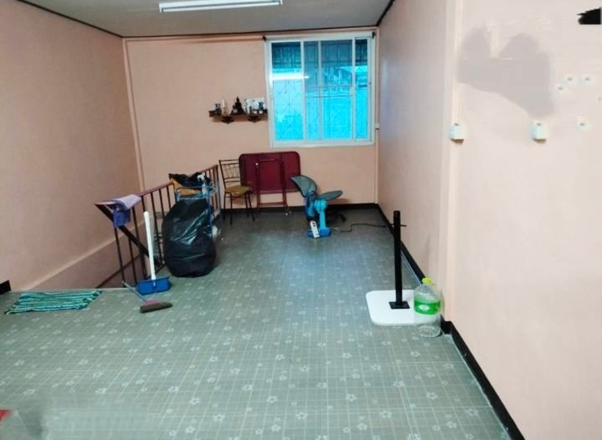 อาคารพาณิชย์ อุดมสุข 13 / 3 ชั้น (ขาย), Commercial Building Udomsuk 13 / 3 Storey (FOR SALE) GNG132