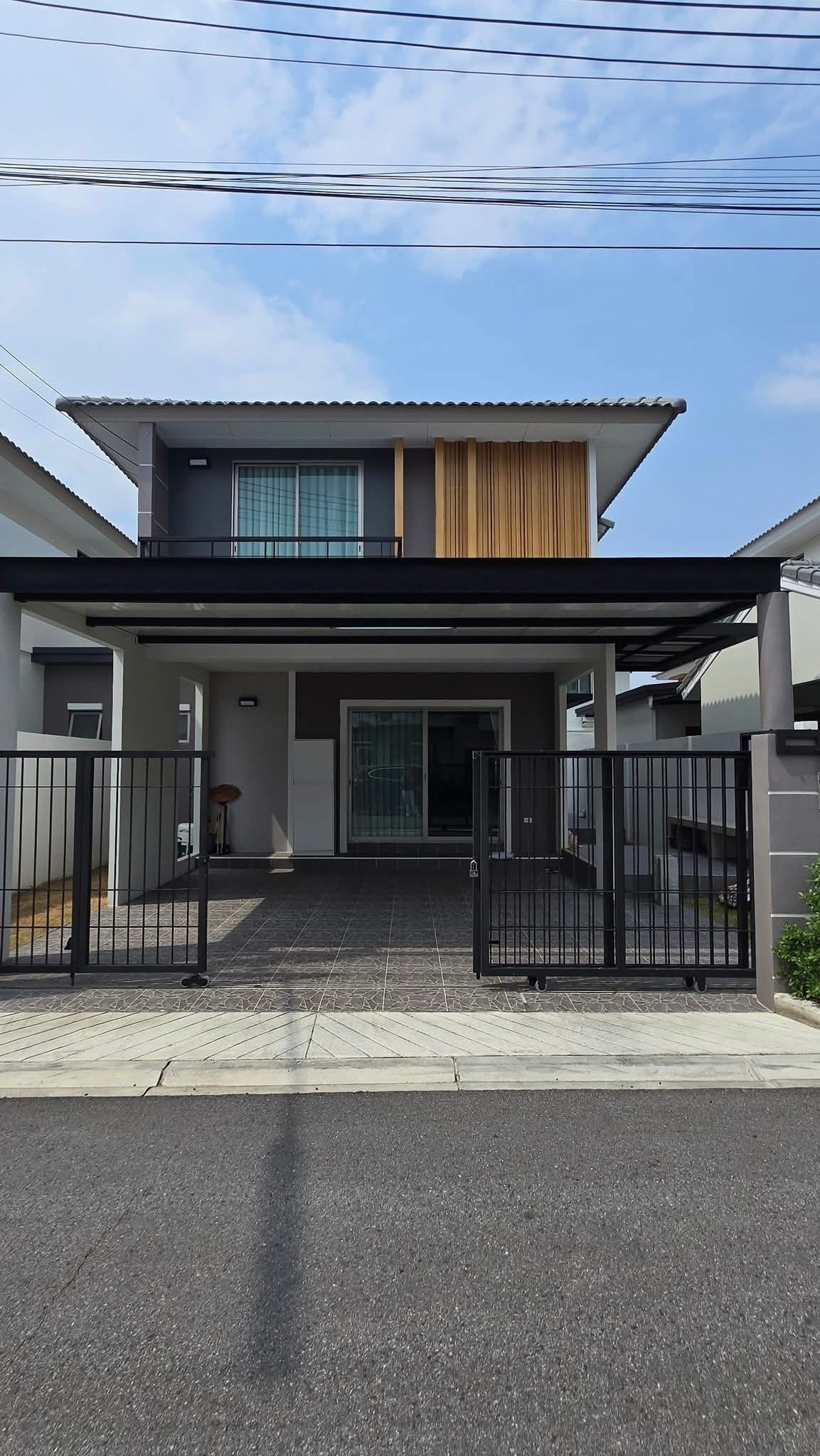ไลฟ์ อิน เดอะ การ์เด้น โรงโป๊ะ - มอเตอร์เวย์ / 3 ห้องนอน (ขายพร้อมผู้เช่า), Life in the Garden Rongpo - Motorway / 3 Bedrooms (SALE WITH TENANT) BEWN203