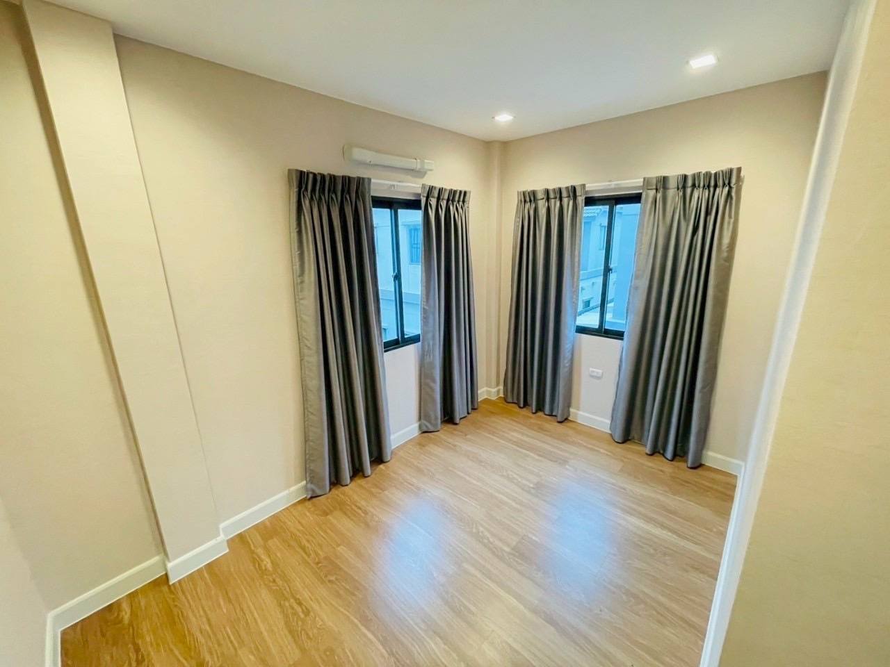 เวนิว เวสต์เกต / 3 ห้องนอน (ขาย), Venue Westgate / 3 Bedrooms (FOR SALE) AOM130