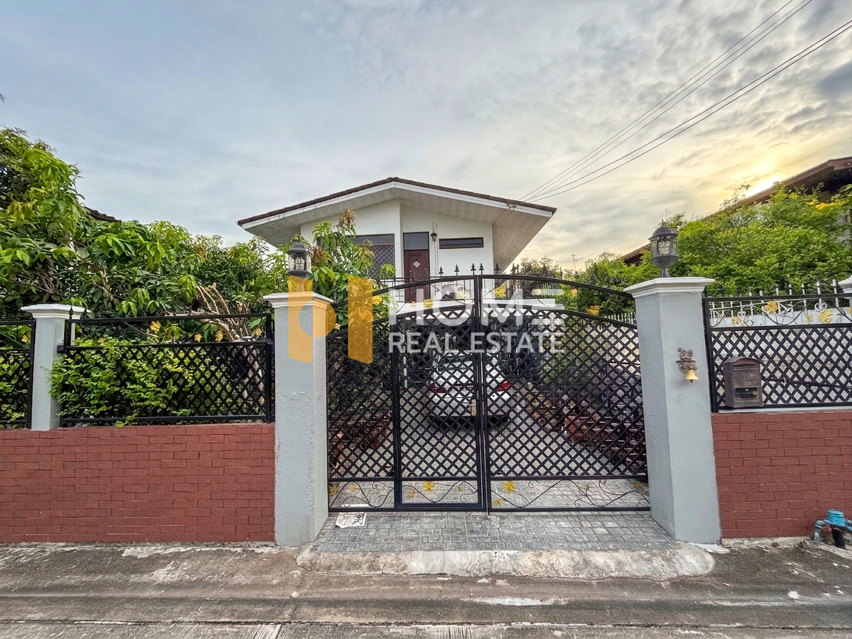 บ้านเดี่ยว 2 ชั้น ซอยวชิรธรรม 62 / 3 ห้องนอน (ขาย), Two-story Detached House Soi Wachiratham 62 / 3 Bedrooms (FOR SALE) GNG135