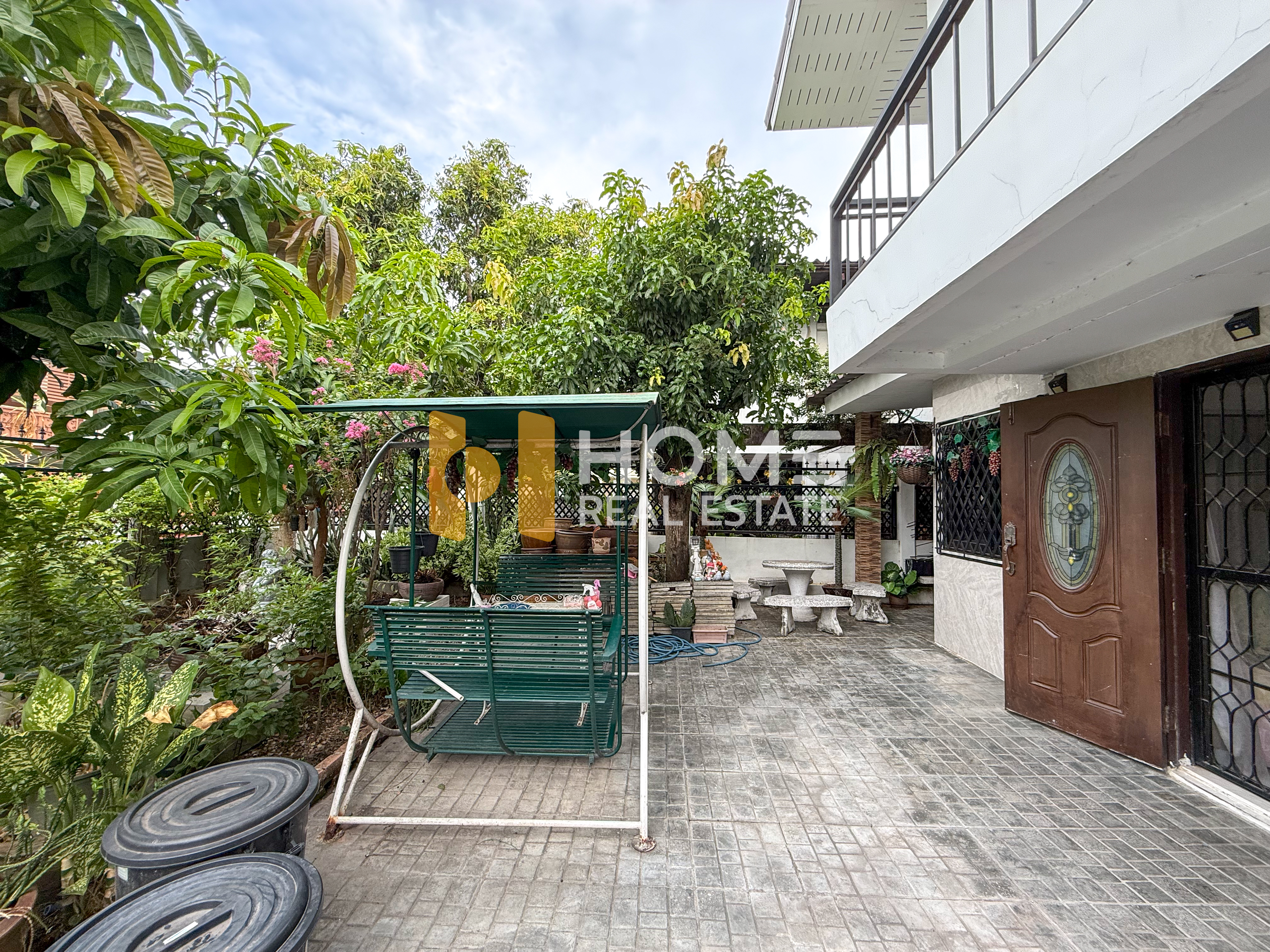 บ้านเดี่ยว 2 ชั้น ซอยวชิรธรรม 62 / 3 ห้องนอน (ขาย), Two-story Detached House Soi Wachiratham 62 / 3 Bedrooms (FOR SALE) GNG135