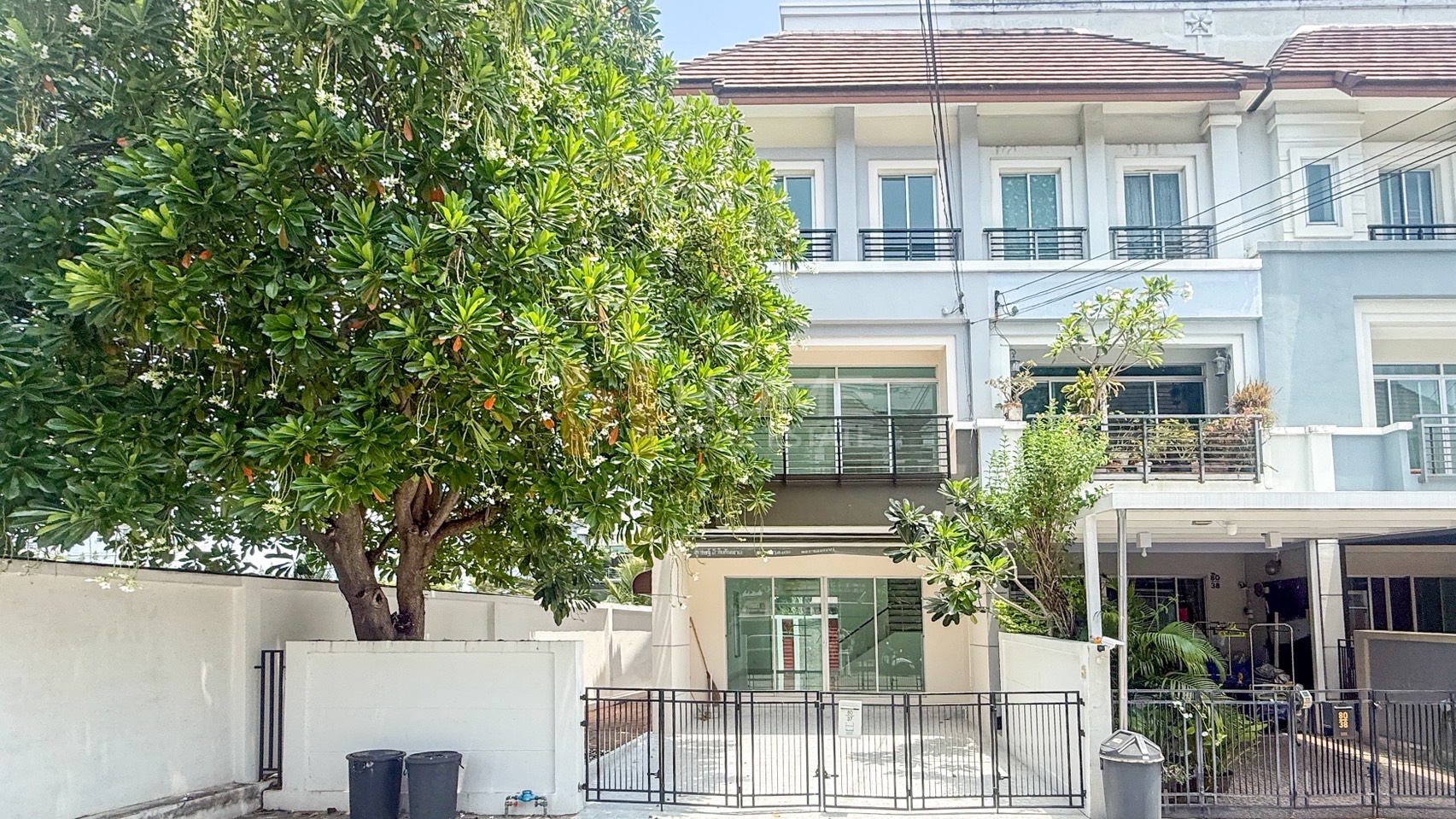 ทาวน์โฮม บ้านกลางเมือง เออร์บาเนี่ยน พระราม 9 - วงแหวน / 3 ห้องนอน (เช่า), Baan Klang Muang Urbanion Rama 9 - Wongwaen / 3 Bedrooms (FOR RENT) AA453
