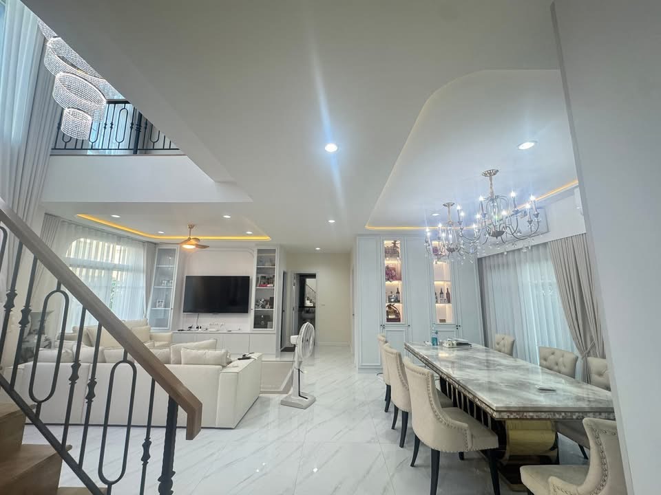 บ้านเดี่ยว แกรนดิโอ บางนา กม.5 / 5 ห้องนอน (ขาย), Grandio Bangna KM.5 / 5 Bedrooms (FOR SALE) POON238