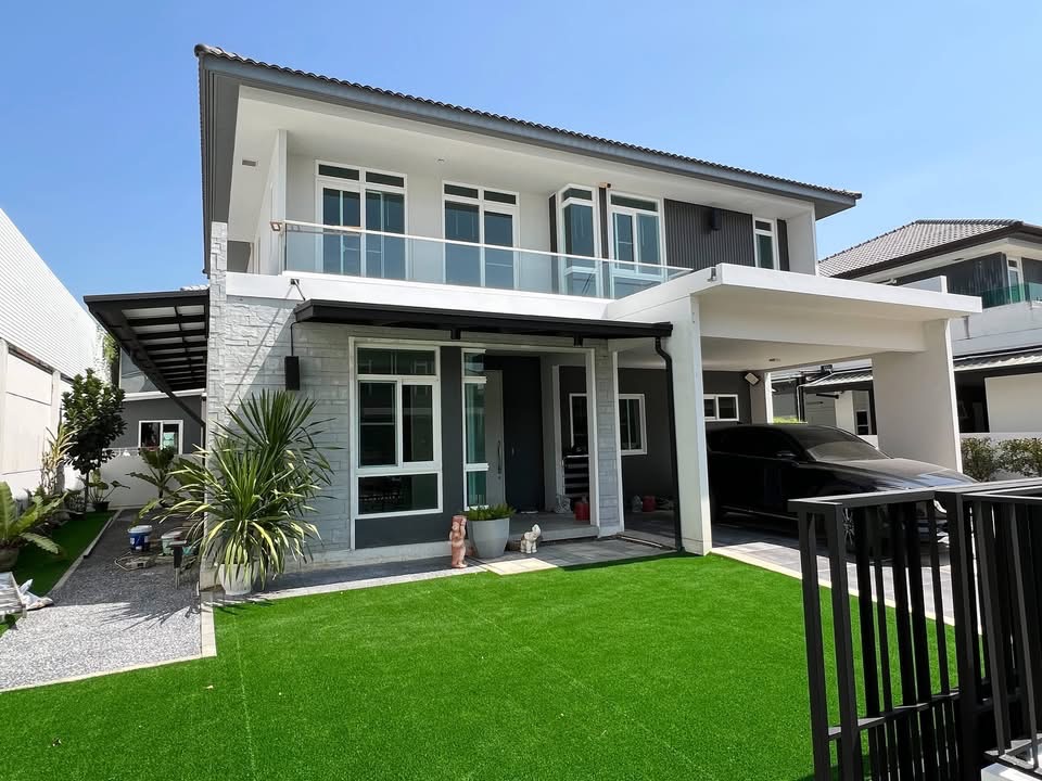 บ้านเดี่ยว มัณฑนา 2 บางนา กม.7 / 4 ห้องนอน (ขายพร้อมผู้เช่า), Mantana 2 Bangna KM.7 / 4 Bedrooms (SALE WITH TENANT) POON235