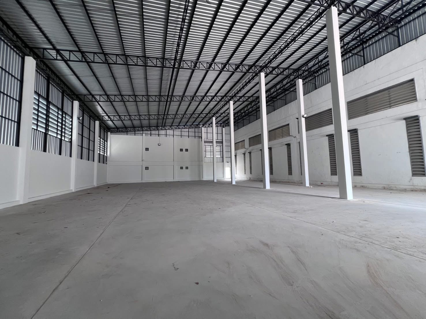 โรงงาน + โฮมออฟฟิศ หลังเซ็นทรัลศาลายา / 5 ห้องนอน (ขาย), Factory & Home Office Behind Central Salaya / 5 Bedrooms (FOR SALE) AOM133