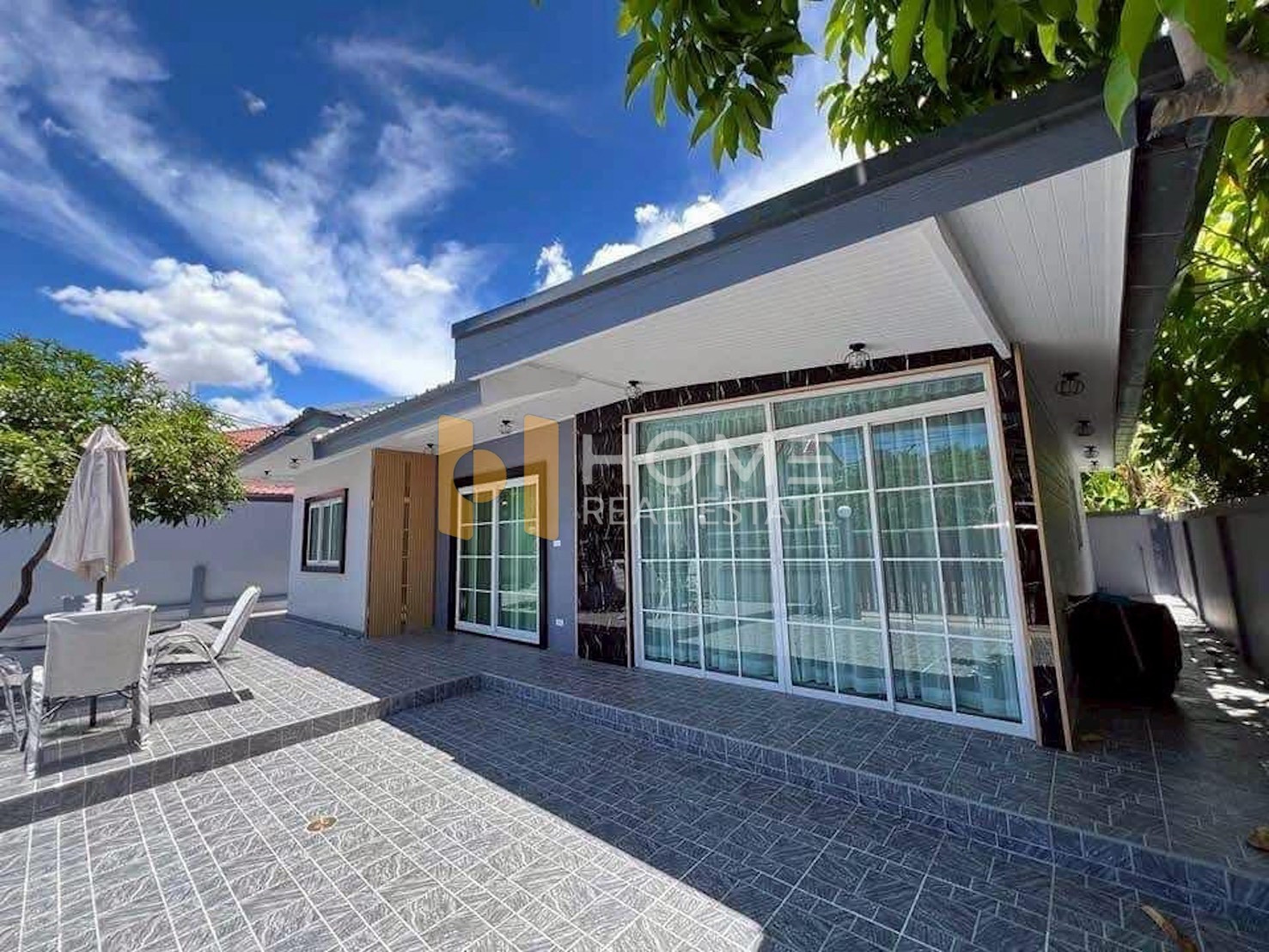 🏡 บ้านรีโนเวทใหม่ พัทยา ใกล้มอเตอร์เวย์ 🔥 เดินทางสะดวก เข้าเมืองไว พร้อมเฟอร์ครบ พาร์ค วิลเลจ พัทยา / 3 ห้องนอน (ขาย), Park Village Pattaya / 3 Bedrooms (FOR SALE) BEWN159