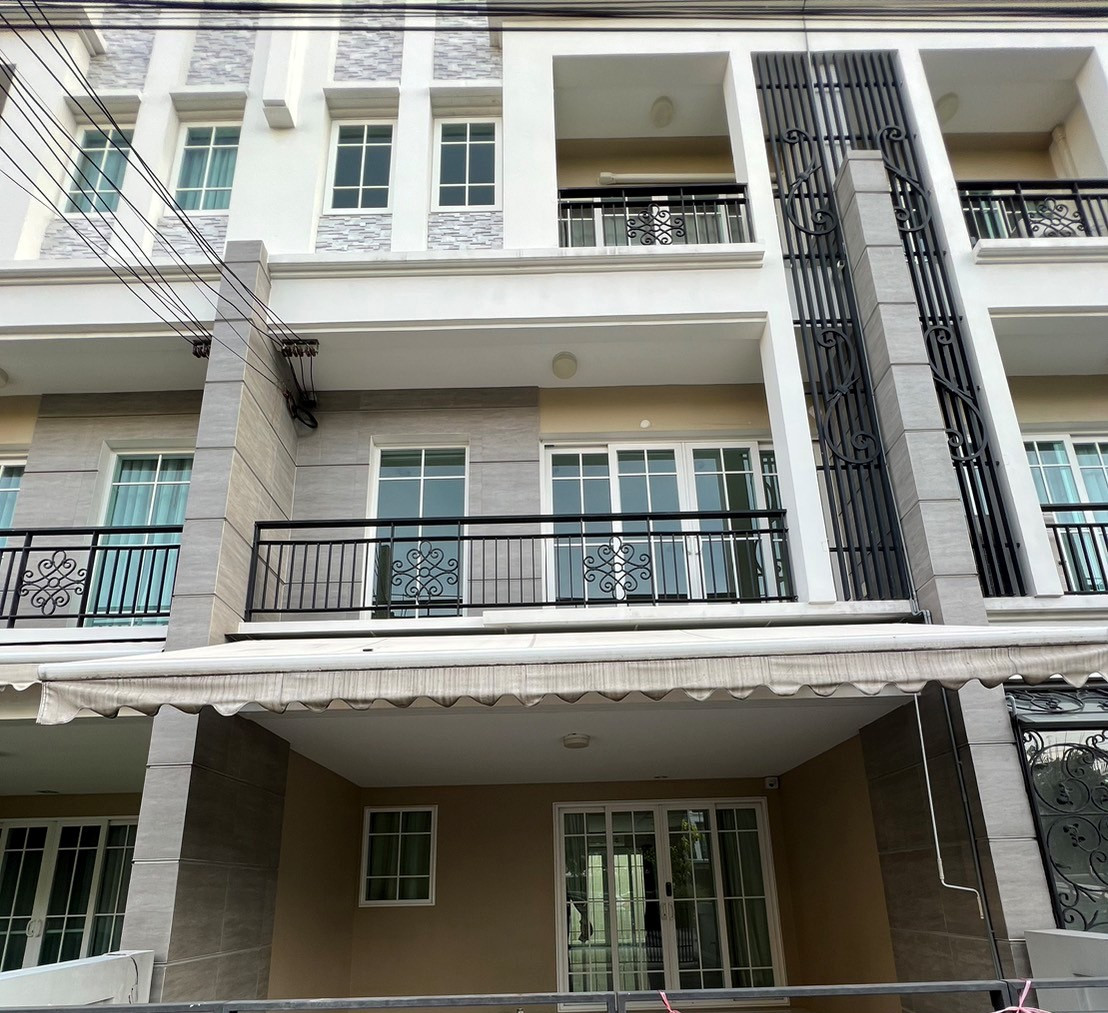 อาคารพาณิชย์ เดอะ มาสเตอร์ แอท บีทีเอส อุดมสุข / 3 ห้องนอน (ขาย), The Master @ BTS Udomsuk / 3 Bedrooms (FOR SALE) GNG165