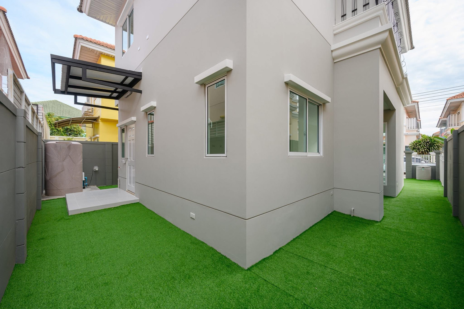 บ้านแฝด ปริญญดาไลท์ พระราม 5 / 3 ห้องนอน (ขาย), Prinyada Light Rama 5 / 3 Bedrooms (FOR SALE) BALL369
