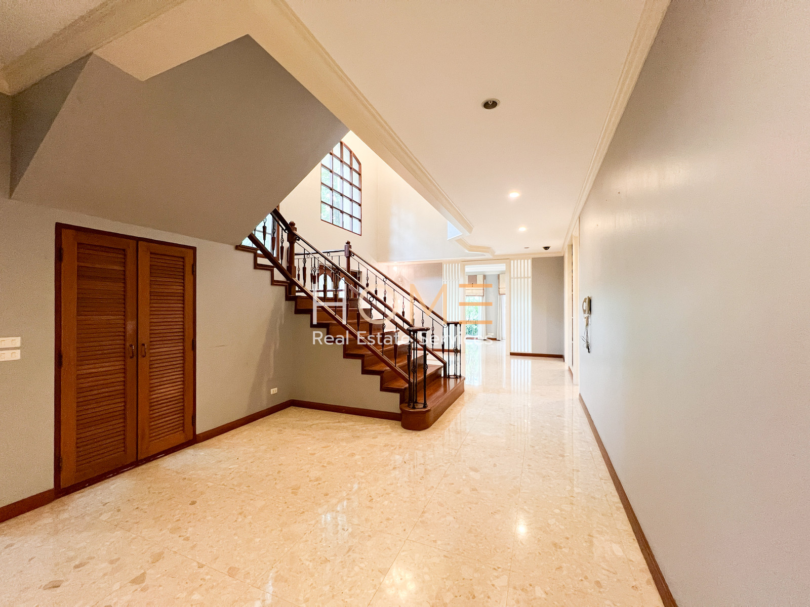 พฤกษ์ภิรมย์ รีเจ้นท์ สุขุมวิท / 5 ห้องนอน (ขายพร้อมผู้เช่า), Prukpirom Regent Sukhumvit / 5 Bedrooms (SALE WITH TENANT) GNG169