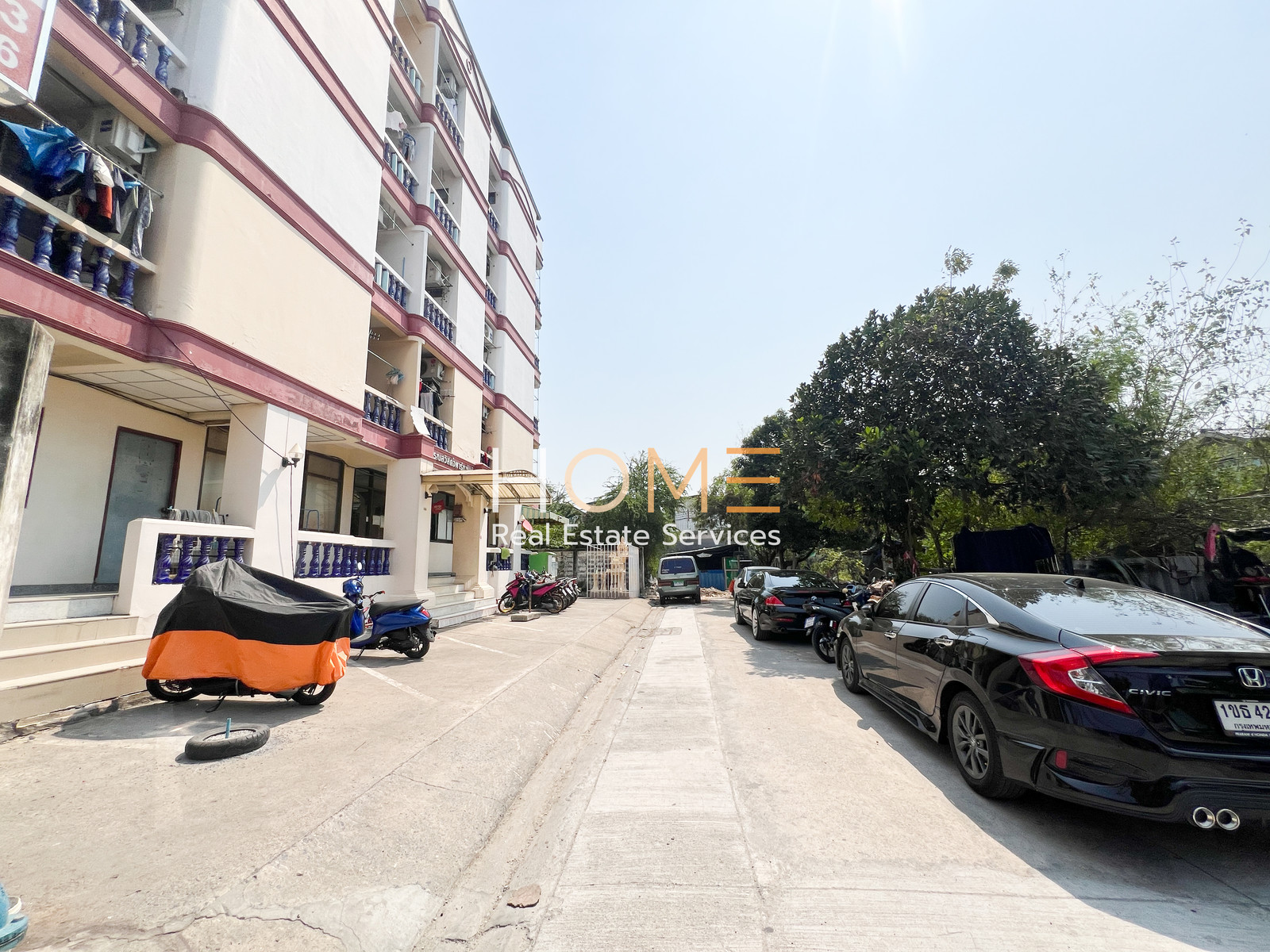 อพาร์ทเม้นท์ ถนนศรีนครินทร์ ซอย 9 / 45 ห้อง (ขาย), Apartment Srinakarin Soi 9 / 45 Rooms (FOR SALE) GNG147
